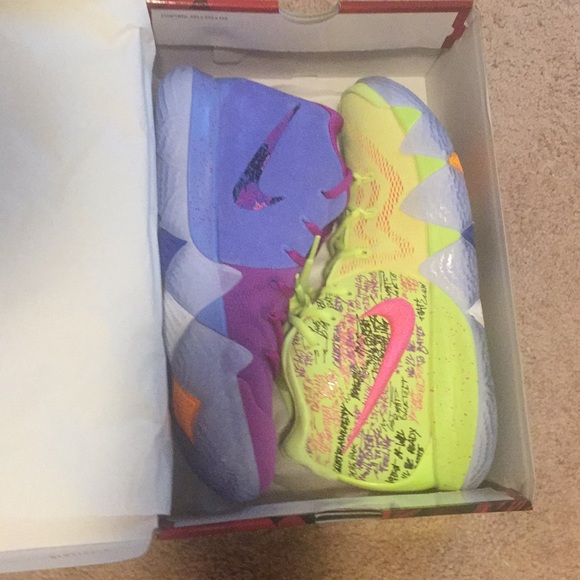 Nike Other - Kyrie 4 confetti
